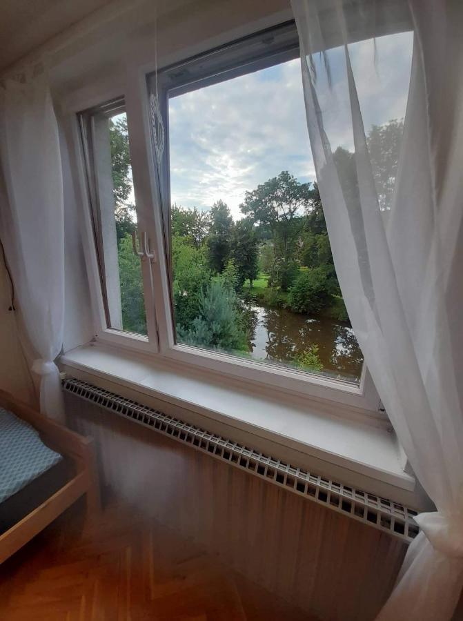 Petadvacitka Villa เชสกา สกาลิเซ ภายนอก รูปภาพ